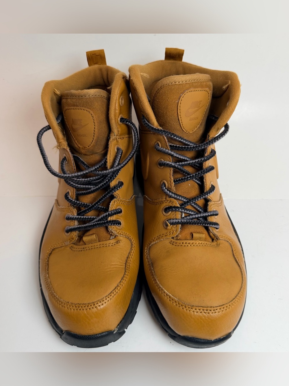 Nike Kids Wheat/Tan High-Top Hiking Boots - Picture 3 of 10